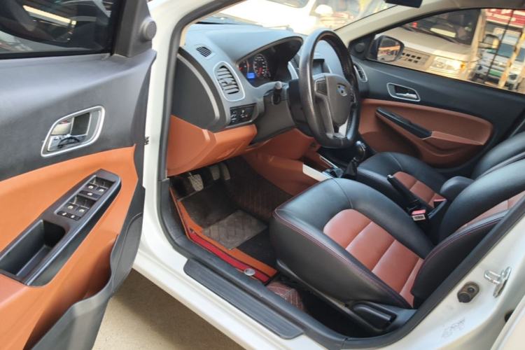 Used Geely Auto Diamond 2016 1.5L Manual Elite Edition Driver Seat