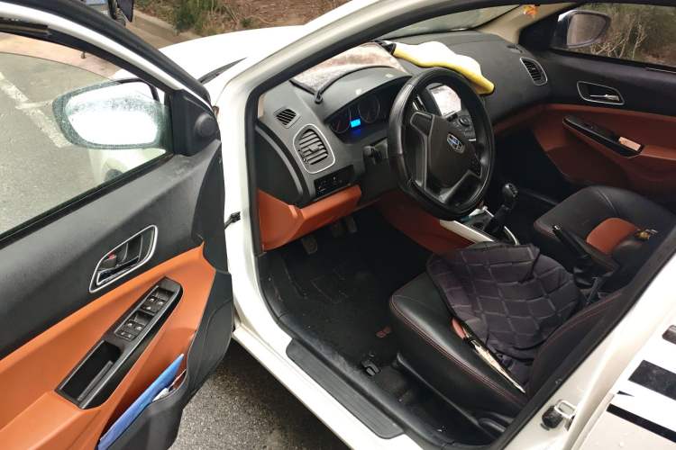 Used Geely Auto Diamond 2016 1.5L Manual Elite Edition Driver Seat