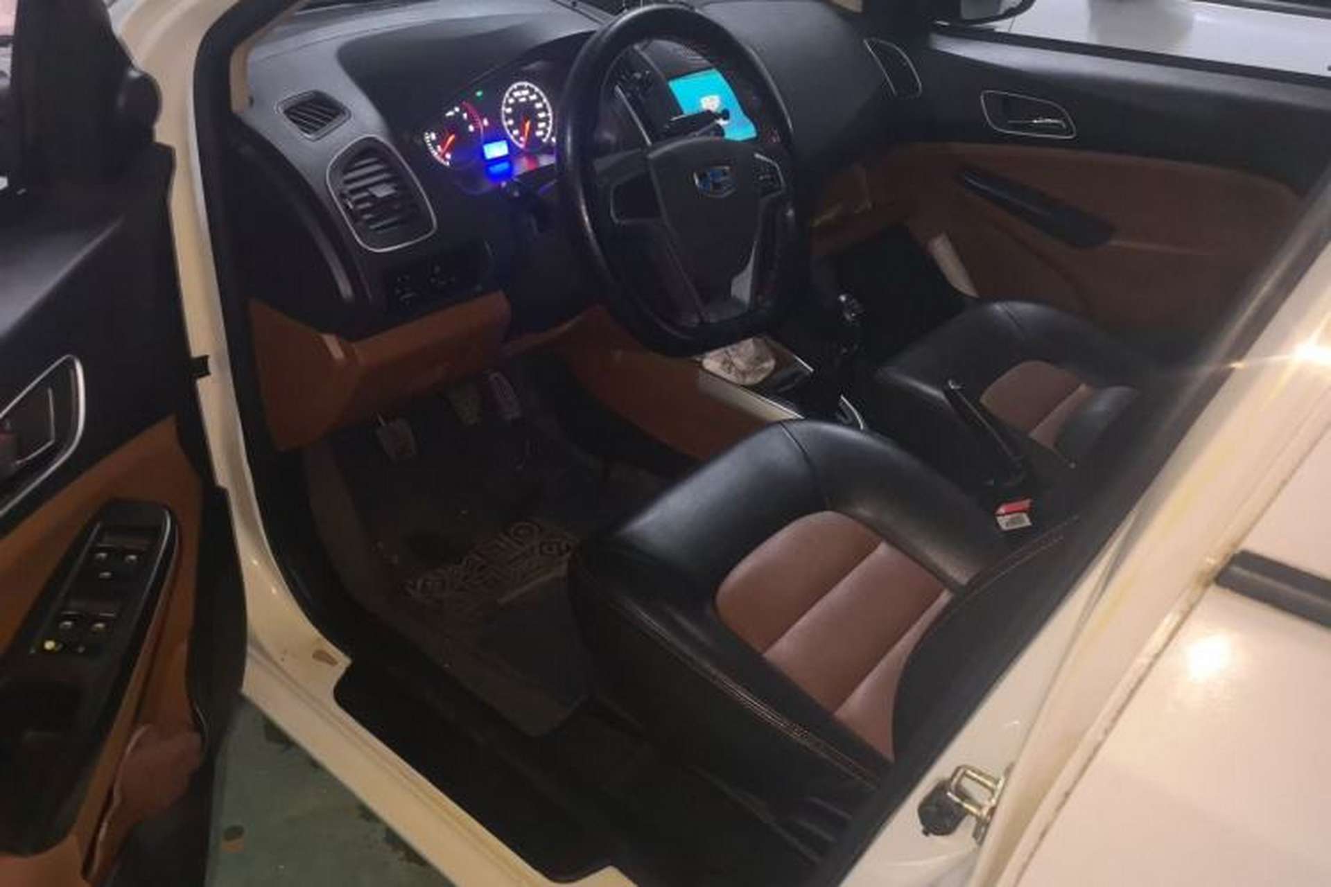 Used Geely Auto Diamond 2016 1.5L Manual Elite Edition Driver Seat