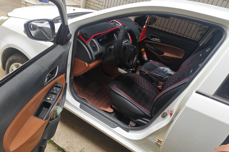 Used Geely Auto Diamond 2016 1.5L Manual Elite Edition Driver Seat
