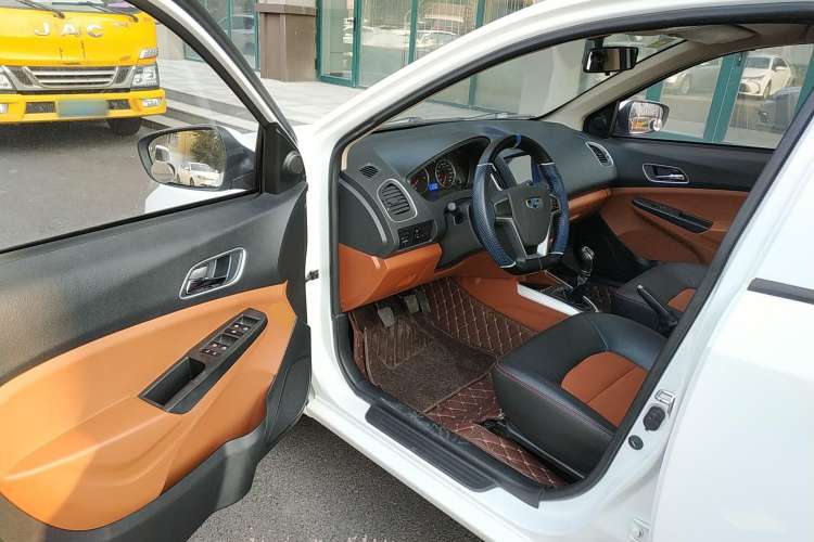 Used Geely Auto Diamond 2016 1.5L Manual Elite Edition Driver Seat