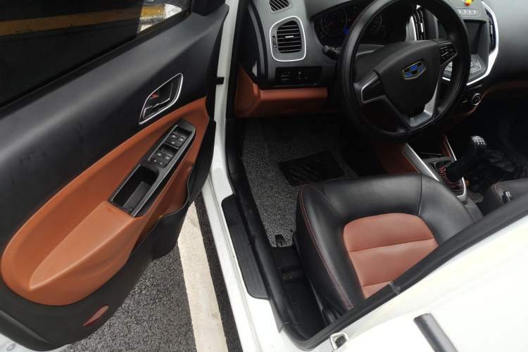 Used Geely Auto Diamond 2016 1.5L Manual Elite Edition Driver Seat