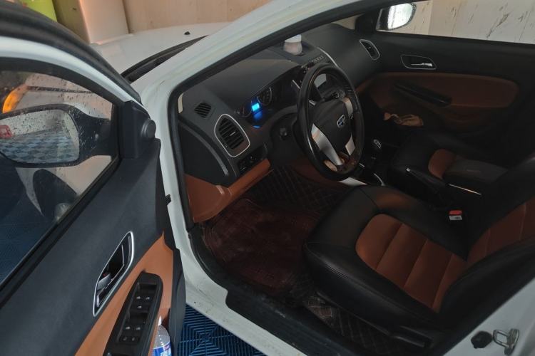 Used Geely Auto Diamond 2016 1.5L Manual Entry-Level Trim Driver Seat