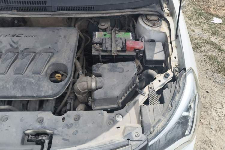 Used Geely Auto Diamond 2016 1.5L Manual Elite Edition Engine Bay Left