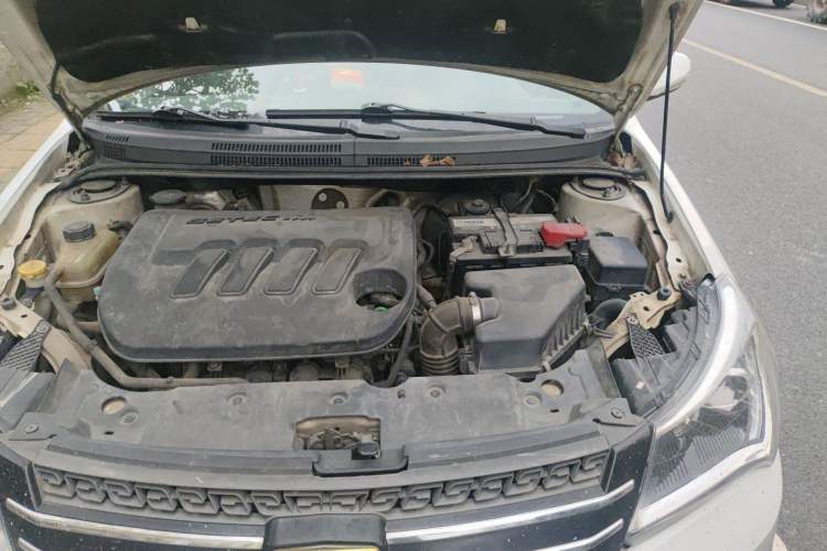 Used Geely Auto Diamond 2016 1.5L Manual Entry-Level Trim Engine Bay Left