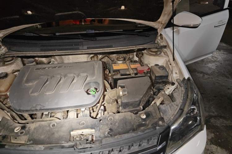 Used Geely Auto Diamond 2016 1.5L Manual Entry-Level Trim Engine Bay Left