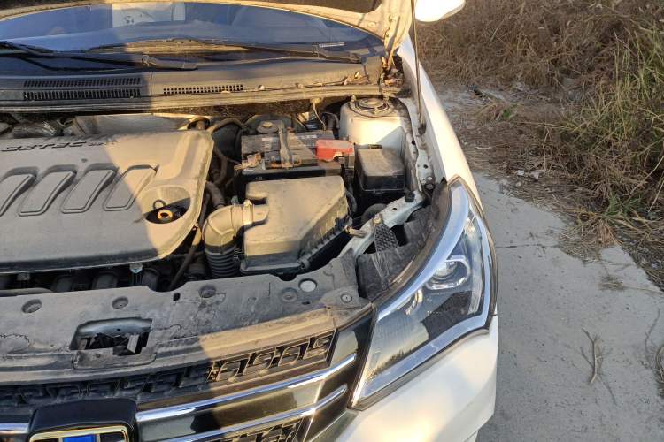 Used Geely Auto Diamond 2016 1.5L Manual Elite Edition Engine Bay Left