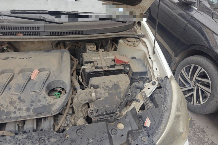 Used Geely Auto Diamond 2016 1.5L Manual Elite Edition Engine Bay Left