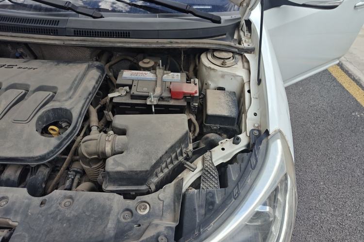 Used Geely Auto Diamond 2016 1.5L Manual Elite Edition Engine Bay Left