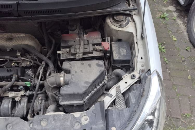 Used Geely Auto Diamond 2016 1.5L Manual Elite Edition Engine Bay Left