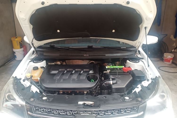 Used Geely Auto Diamond 2016 1.5L Manual Entry-Level Trim Engine Bay