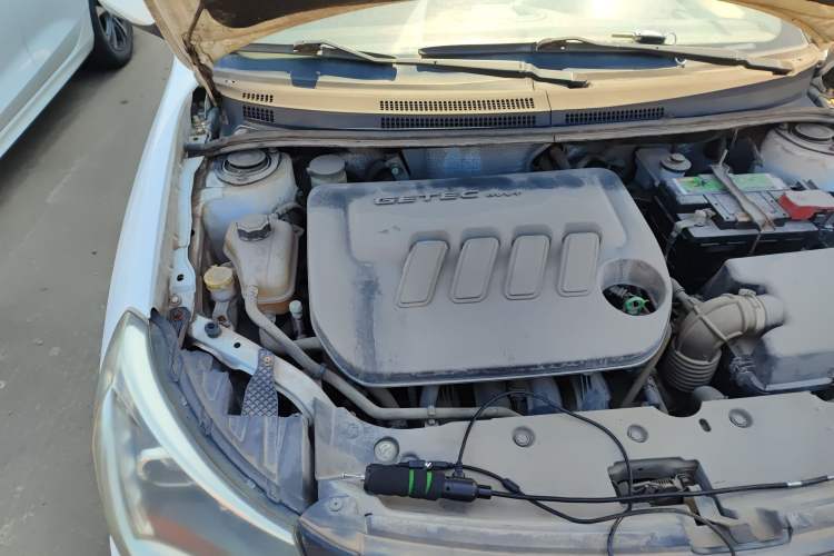 Used Geely Auto Diamond 2016 1.5L Manual Elite Version China IV Standard Engine Bay Right