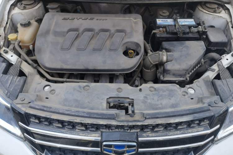 Used Geely Auto Diamond 2016 1.5L Manual Elite Version China IV Standard Engine Bay