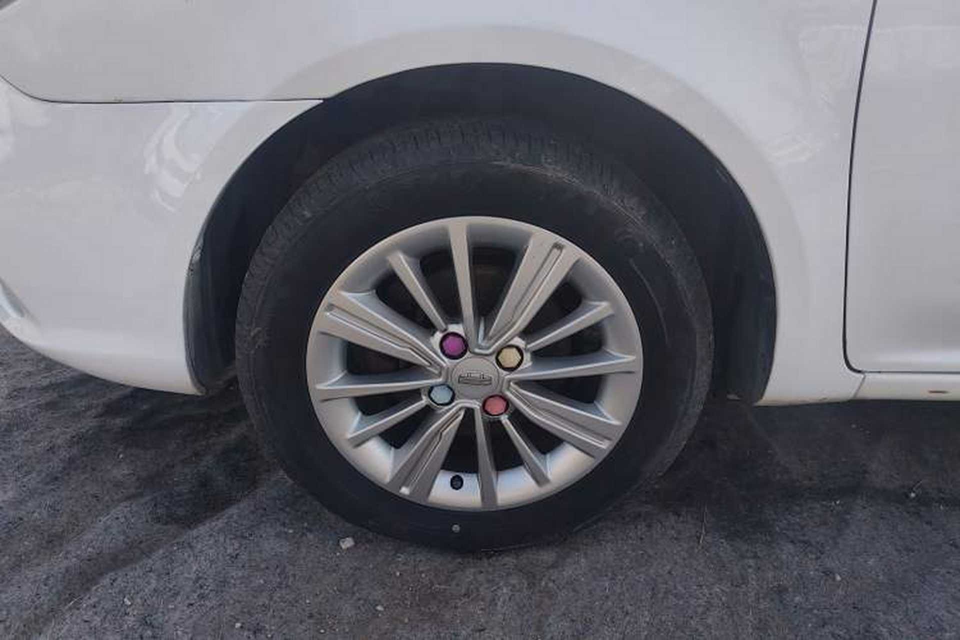 Used Geely Auto Diamond 2016 1.5L Manual Elite Edition Exterior 2