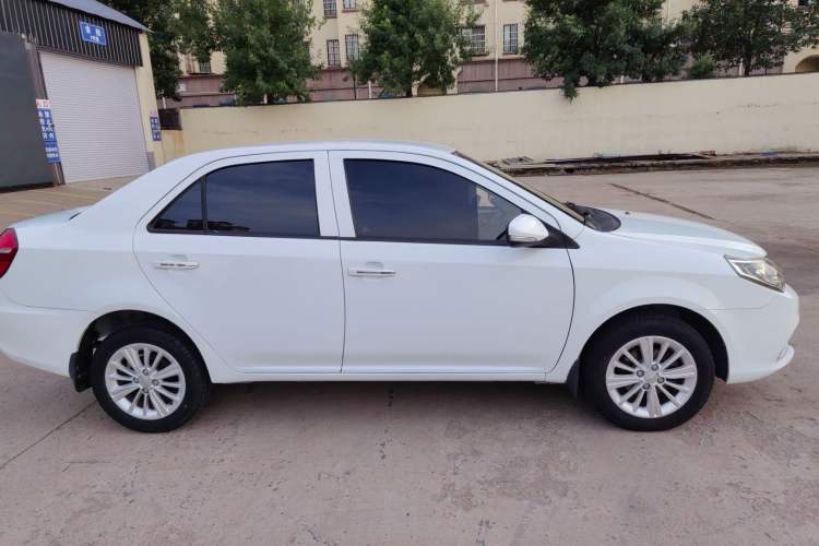 Used Geely Auto Diamond 2016 1.5L Manual Entry-Level Trim Exterior 3