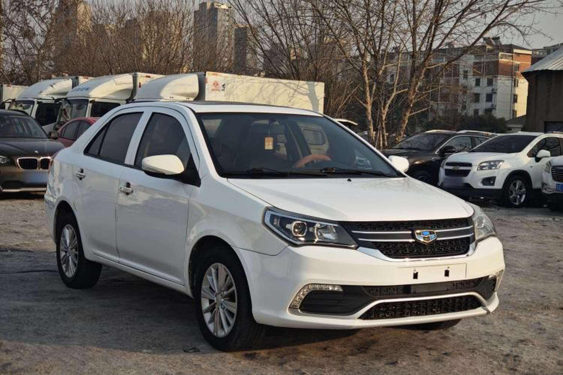 Used Geely Auto Diamond 2016 1.5L Manual Elite Edition Exterior 5