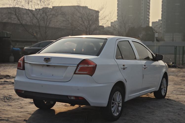 Used Geely Auto Diamond 2016 1.5L Manual Elite Edition Exterior 6