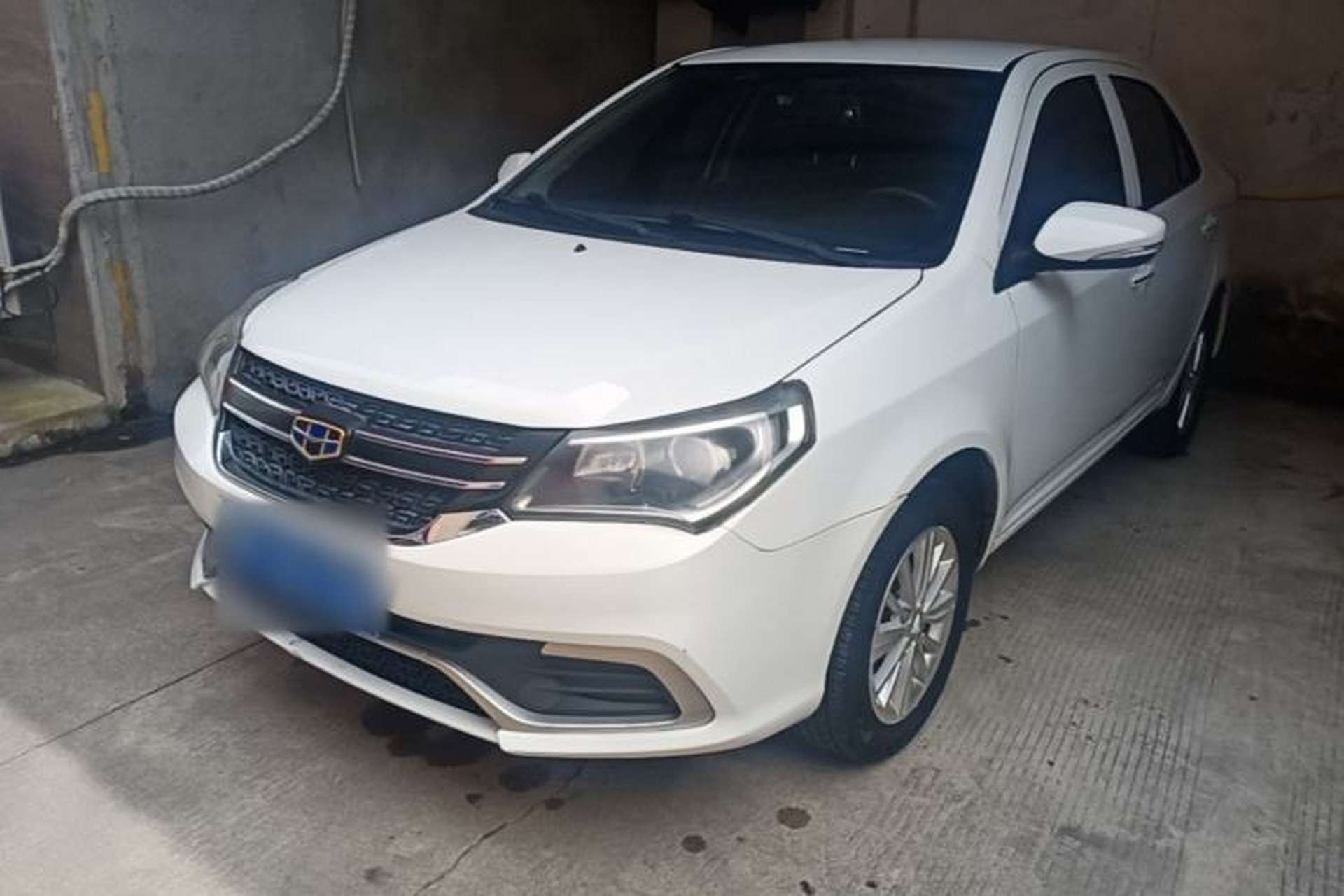 Used Geely Auto Diamond 2016 1.5L Manual Entry-Level Trim Front Left 45 Deg