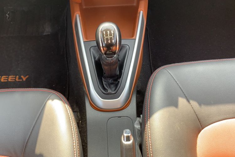Used Geely Auto Diamond 2016 1.5L Manual Entry-Level Trim Gear Lever