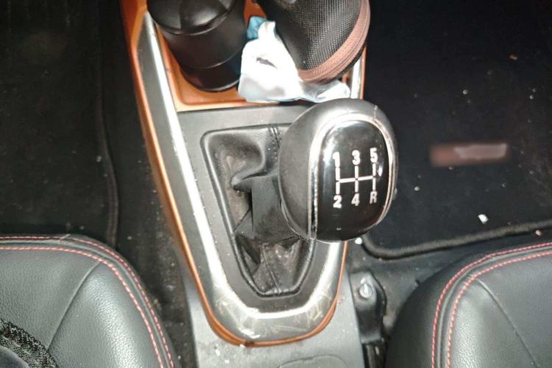 Used Geely Auto Diamond 2016 1.5L Manual Elite Edition Gear Lever