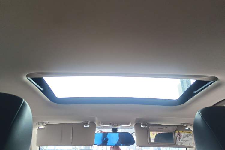 Used Geely Auto Diamond 2016 1.5L Manual Elite Edition Headliner