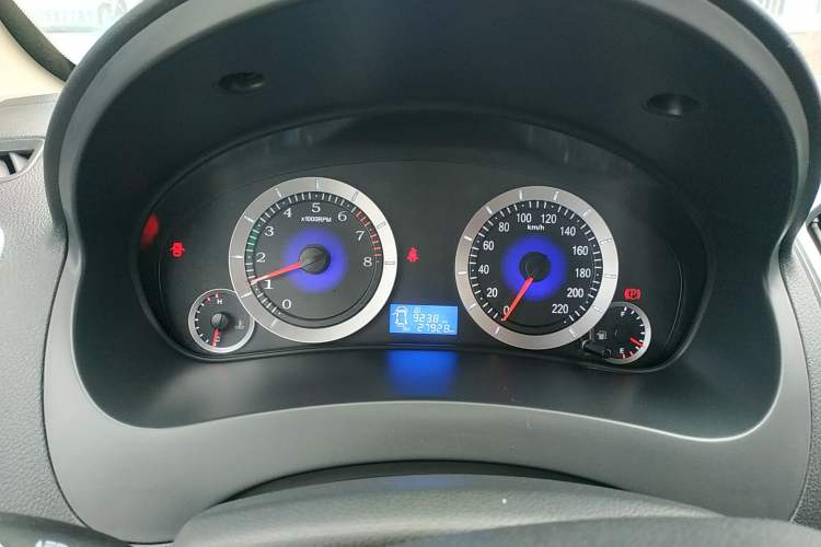 Used Geely Auto Diamond 2016 1.5L Manual Entry-Level Model China IV Standard Instrument Cluster