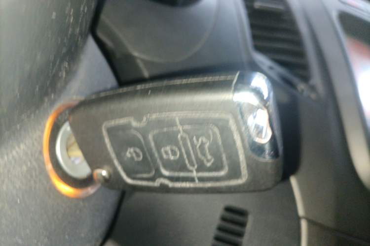 Used Geely Auto Diamond 2016 1.5L Manual Entry-Level Trim Interior 1