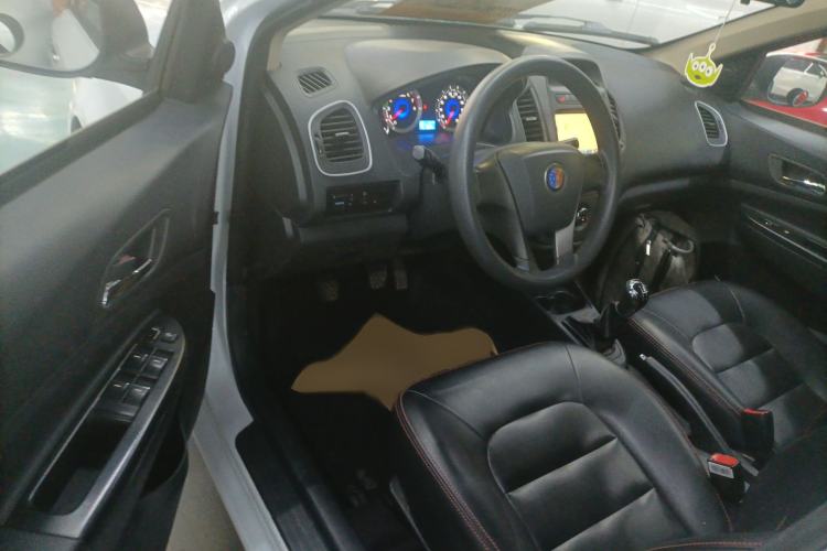 Used Geely Auto Diamond 2016 1.5L Manual Entry-Level Trim Interior 3
