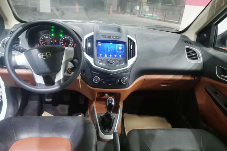 Used Geely Auto Diamond 2016 1.5L Manual Entry-Level Trim Interior 3