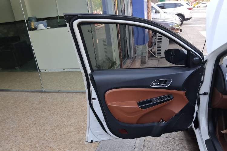 Used Geely Auto Diamond 2016 1.5L Manual Elite Edition Left Front Door Interior