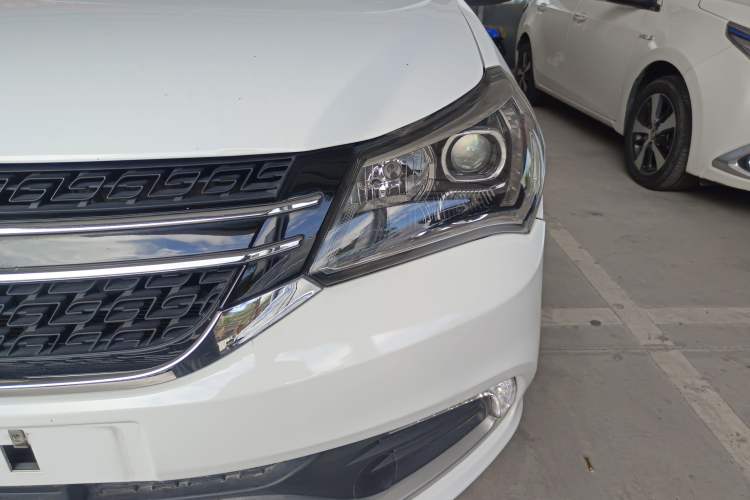 Used Geely Auto Diamond 2016 1.5L Manual Elite Edition Left Front Headlight