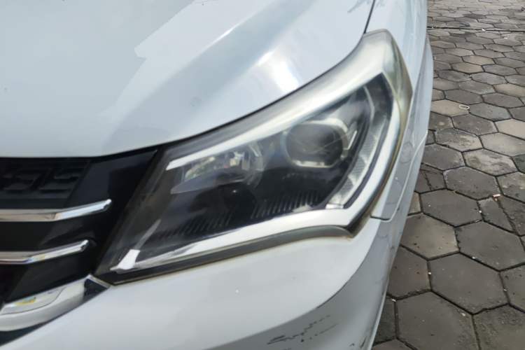 Used Geely Auto Diamond 2016 1.5L Manual Elite Edition Left Front Headlight
