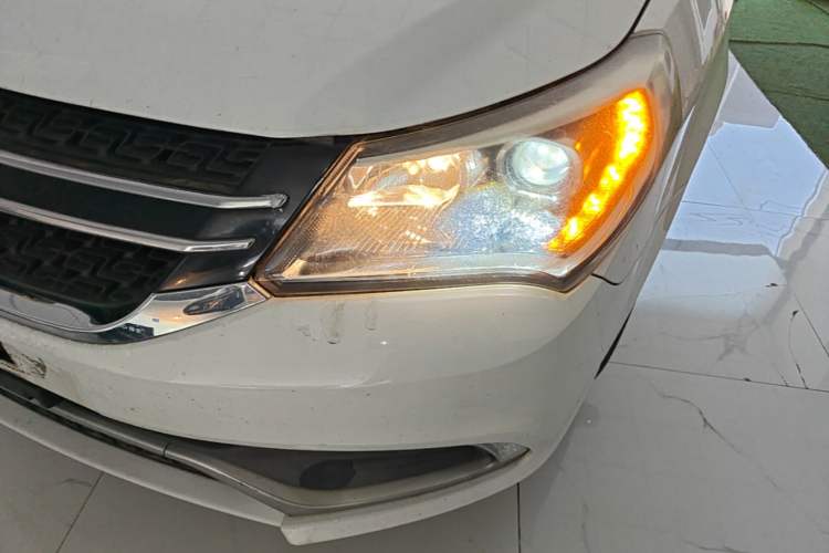 Used Geely Auto Diamond 2016 1.5L Manual Elite Edition Left Front Headlight