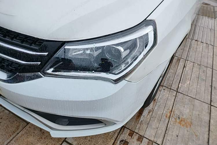 Used Geely Auto Diamond 2016 1.5L Manual Entry-Level Trim Left Front Headlight