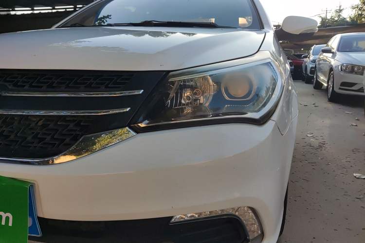 Used Geely Auto Diamond 2016 1.5L Manual Elite Edition Left Front Headlight