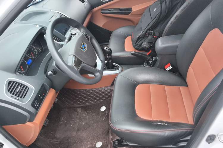 Used Geely Auto Diamond 2016 1.5L Manual Elite Edition Left Front Seat
