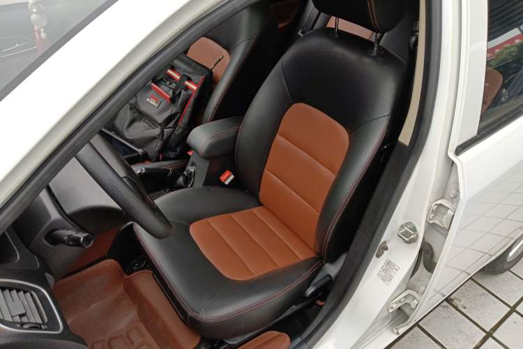 Used Geely Auto Diamond 2016 1.5L Manual Elite Edition Left Front Seat