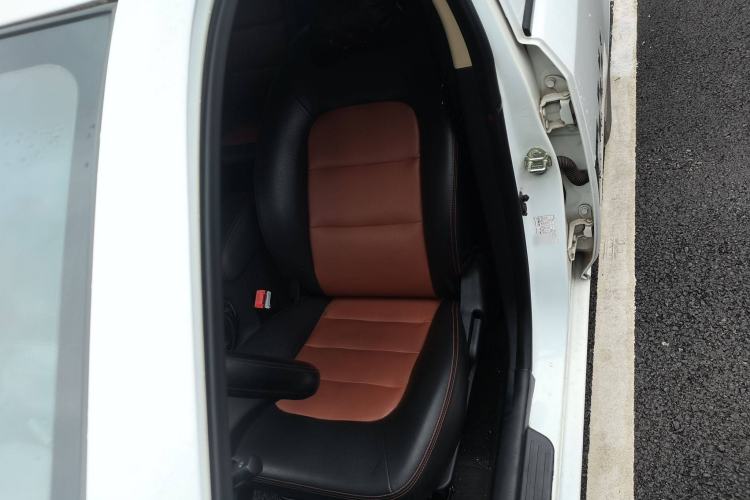 Used Geely Auto Diamond 2016 1.5L Manual Elite Edition Left Front Seat