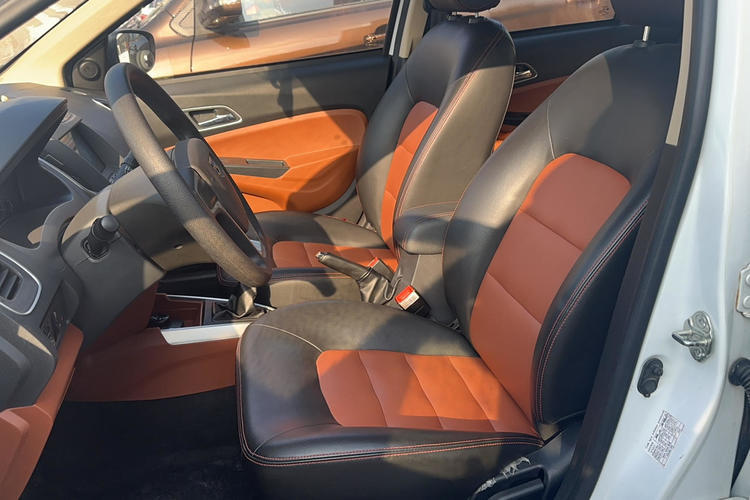 Used Geely Auto Diamond 2016 1.5L Manual Elite Edition Left Front Seat