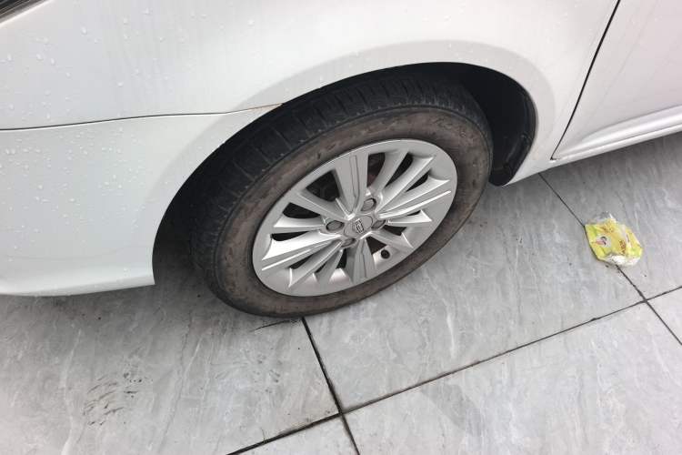 Used Geely Auto Diamond 2016 1.5L Manual Elite Edition Left Front Wheel Hub