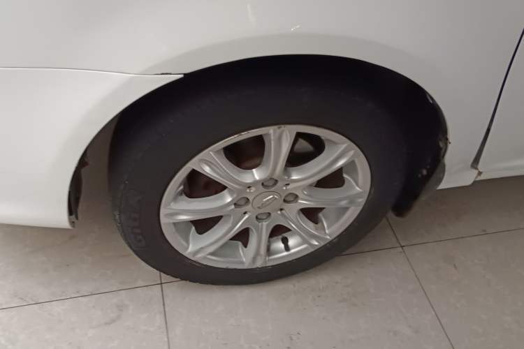 Used Geely Auto Diamond 2016 1.5L Manual Elite Version China IV Standard Left Front Wheel Hub