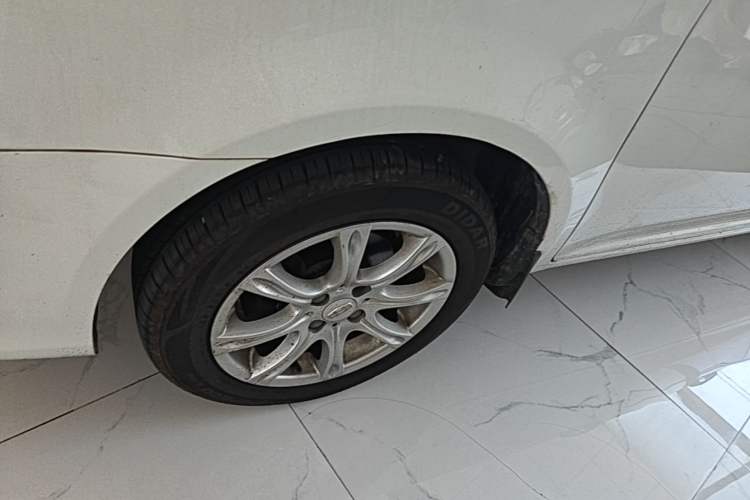 Used Geely Auto Diamond 2016 1.5L Manual Elite Edition Left Front Wheel Hub