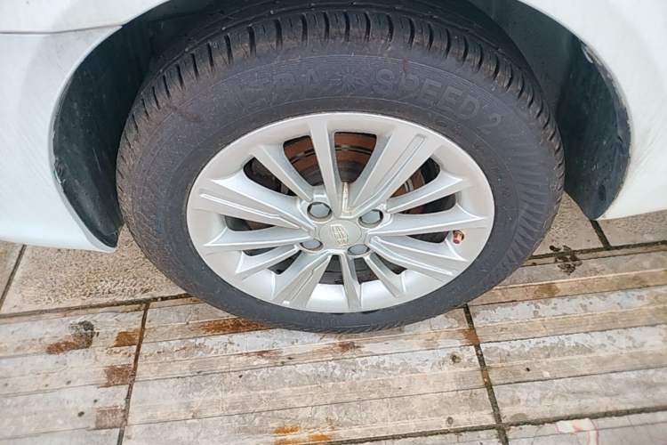 Used Geely Auto Diamond 2016 1.5L Manual Entry-Level Trim Left Front Wheel Hub