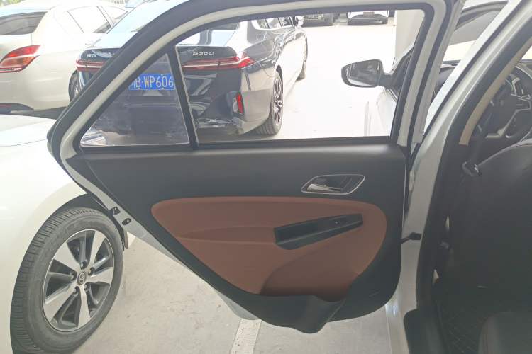 Used Geely Auto Diamond 2016 1.5L Manual Elite Edition Left Rear Door Interior