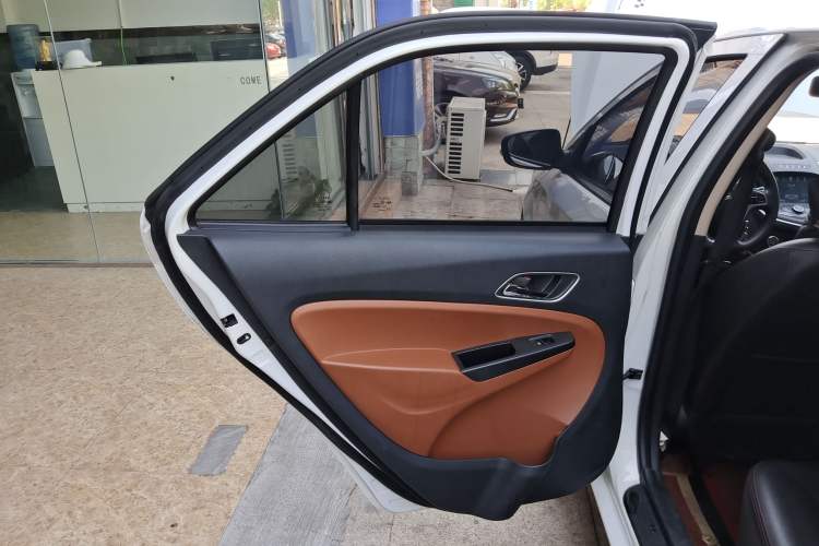 Used Geely Auto Diamond 2016 1.5L Manual Elite Edition Left Rear Door Interior