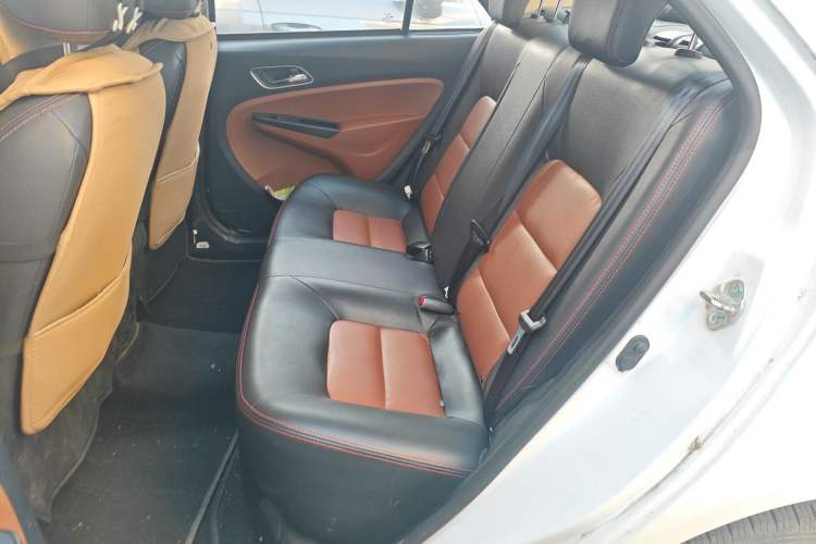 Used Geely Auto Diamond 2016 1.5L Manual Elite Edition Left Rear Seat