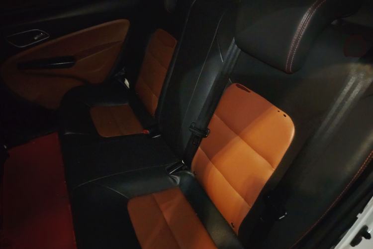 Used Geely Auto Diamond 2016 1.5L Manual Elite Edition Left Rear Seat