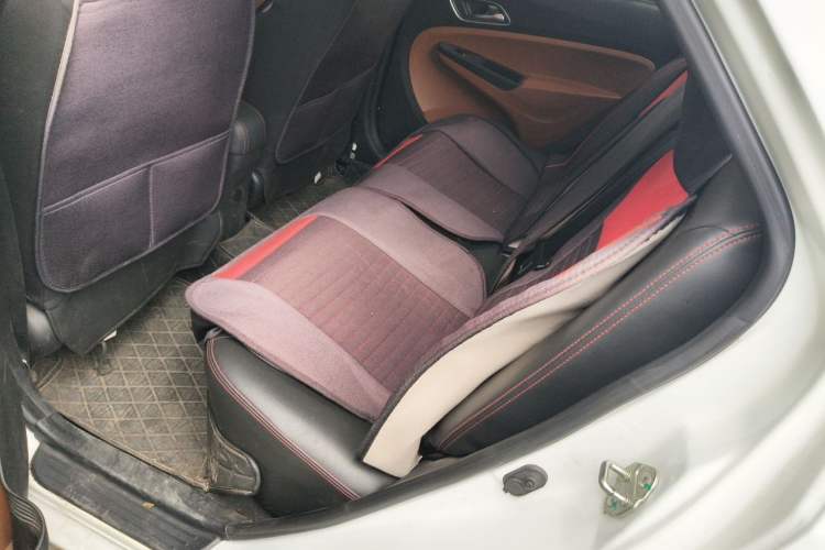 Used Geely Auto Diamond 2016 1.5L Manual Elite Edition Left Rear Seat