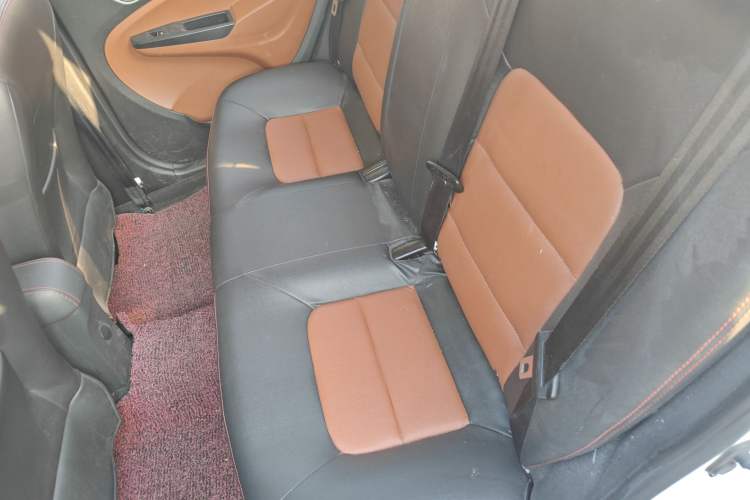 Used Geely Auto Diamond 2016 1.5L Manual Elite Edition Left Rear Seat