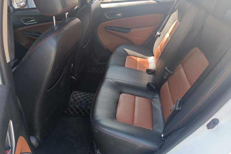 Used Geely Auto Diamond 2016 1.5L Manual Elite Edition Left Rear Seat